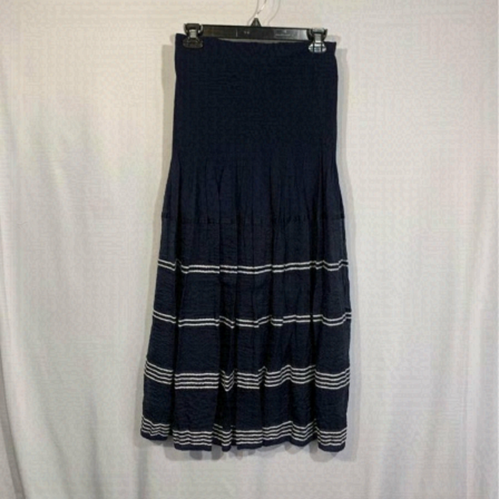 Spanner skirt/dress. Can be worn both way. Lined. Size small. Navy blue/white.